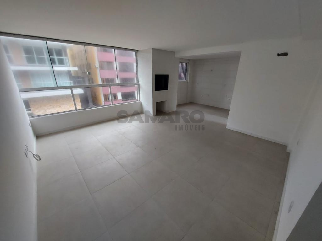 Apartamento 3 Dormitórios